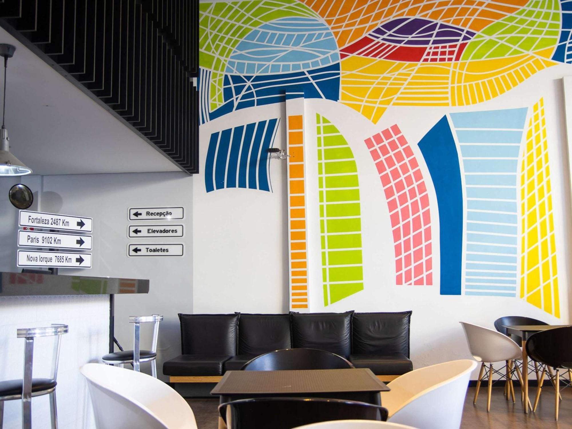 Ibis Styles Tres Rios Hotell Exteriör bild