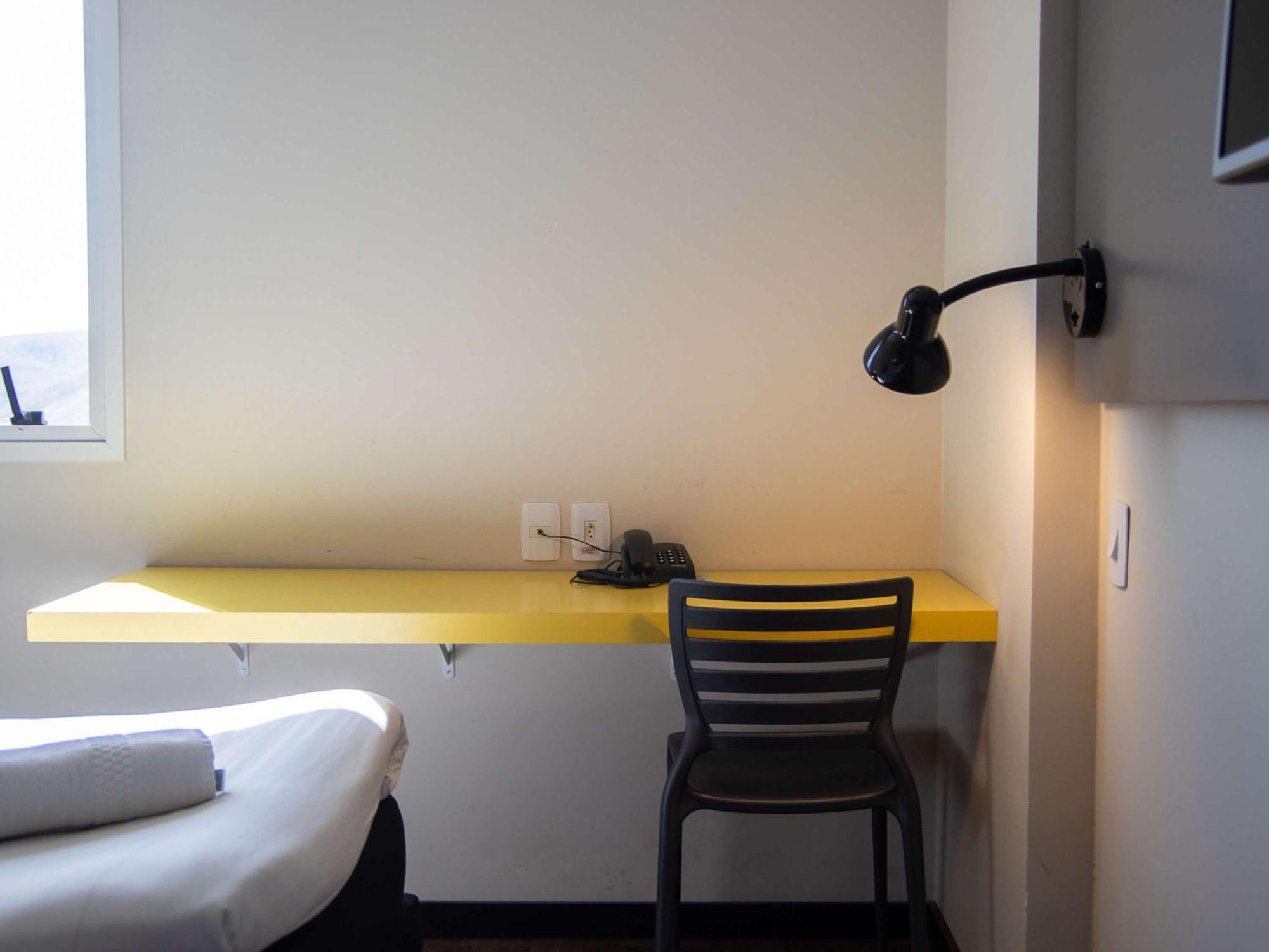Ibis Styles Tres Rios Hotell Exteriör bild